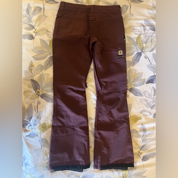 DC Women's Viva Snow Pants - Picture 3 of 4
